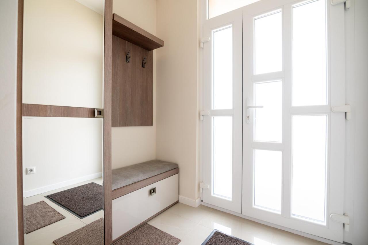 Casa De Langa Lac Oradea Ngoại thất bức ảnh
