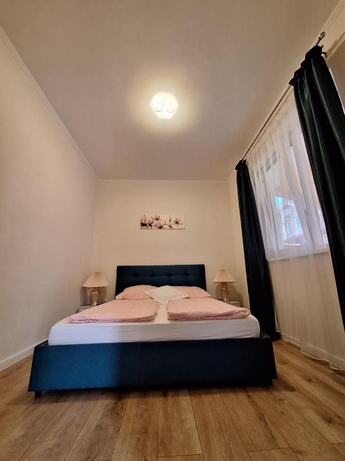 Casa De Langa Lac Oradea Ngoại thất bức ảnh