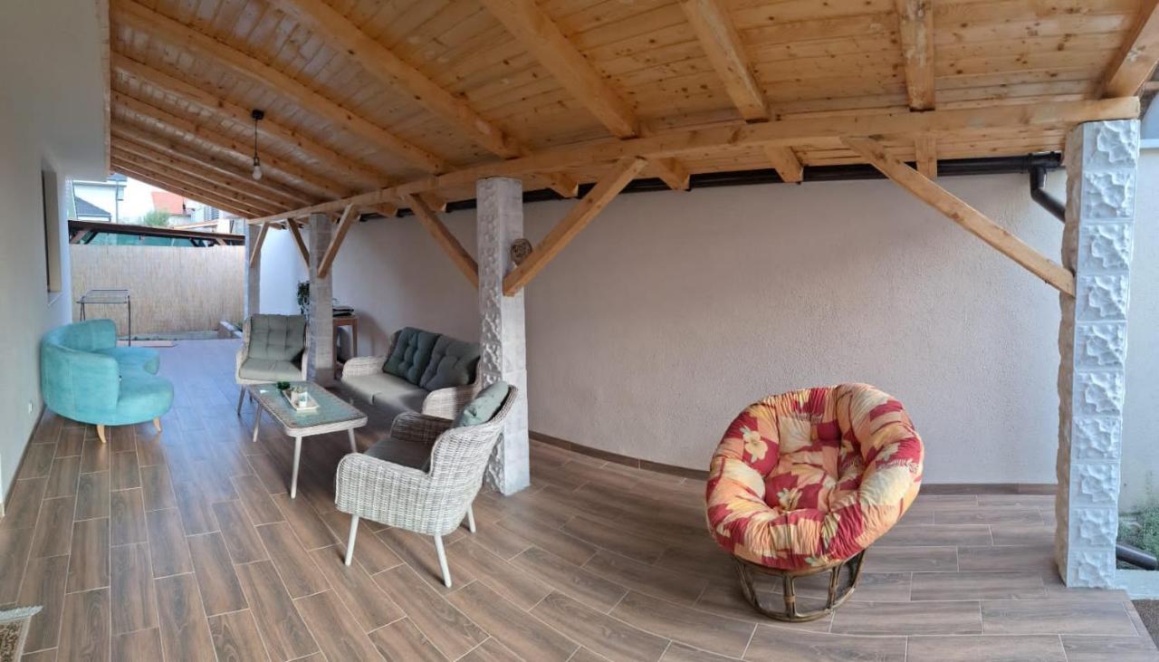 Casa De Langa Lac Oradea Ngoại thất bức ảnh