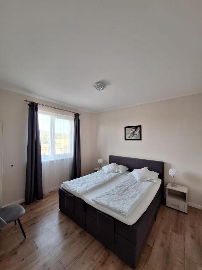 Casa De Langa Lac Oradea Ngoại thất bức ảnh