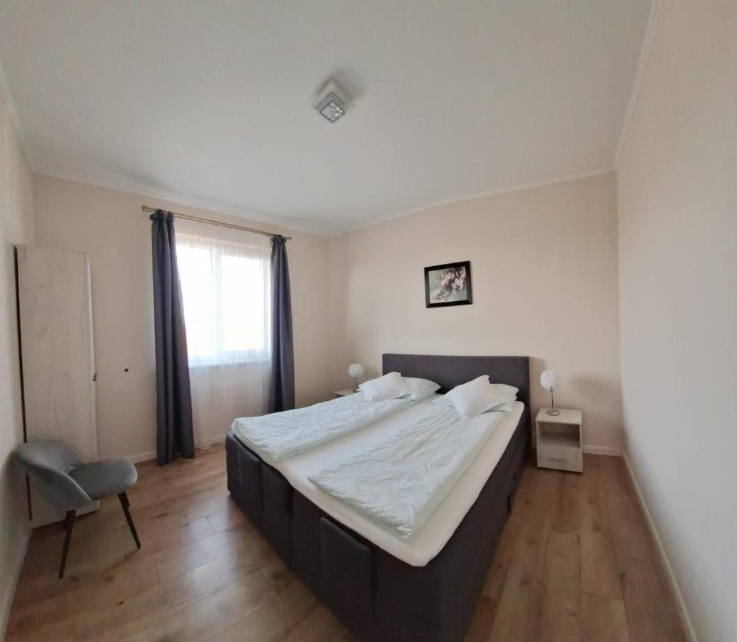 Casa De Langa Lac Oradea Ngoại thất bức ảnh